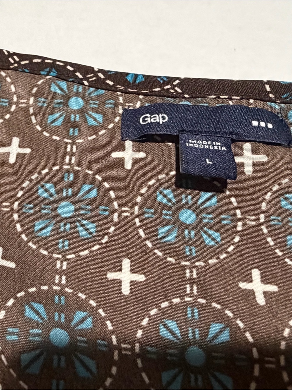 GAP Black Geometric Print Racerback Tank with Teal Accents‎ - Picture 2 of 4